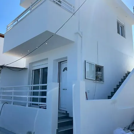Chrisanthi Apartamento